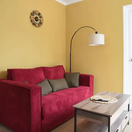 Apartment For 4 - Near Square Des Batignolles